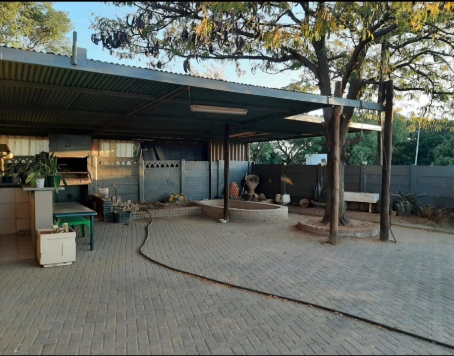 4 Bedroom Property for Sale in Bloemdal Free State